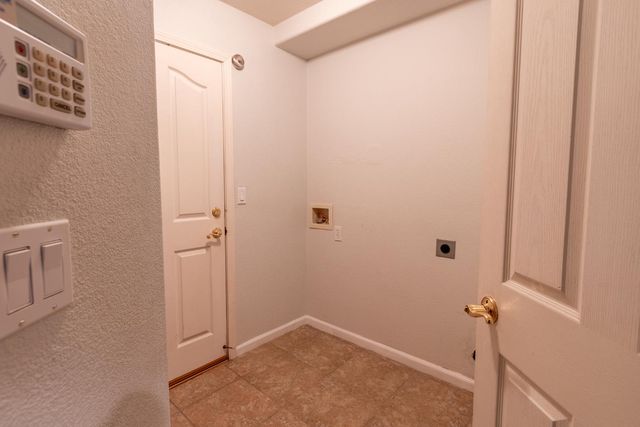 2024 Archer Cir, Rocklin, CA 95765