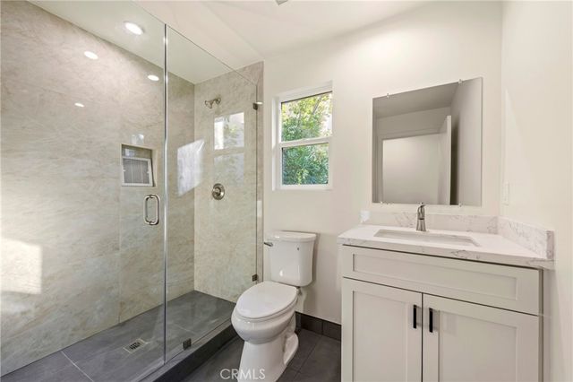 4183 B Tujunga, Studio City, CA 91604