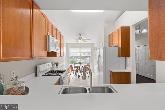 11248 SUMMERLAKE BLVD, Fredericksburg, VA 22407