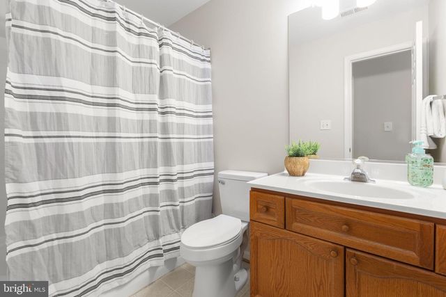 11248 SUMMERLAKE BLVD, Fredericksburg, VA 22407
