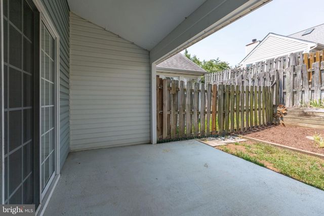 11248 SUMMERLAKE BLVD, Fredericksburg, VA 22407