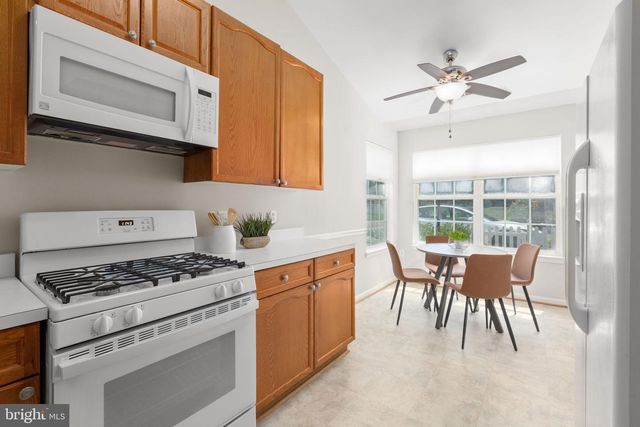 11248 SUMMERLAKE BLVD, Fredericksburg, VA 22407
