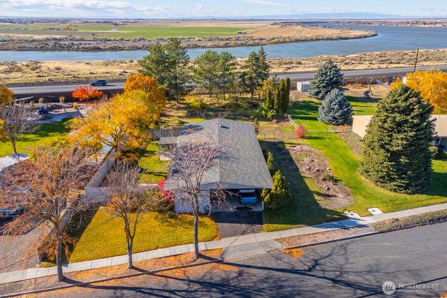 535 Castle Drive, Moses Lake, WA 98837