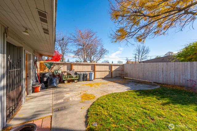 535 Castle Drive, Moses Lake, WA 98837