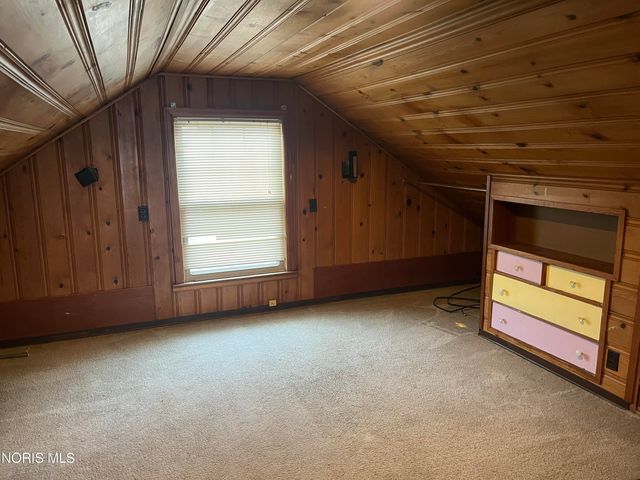 2735 Schneider Road, Toledo, OH 43614