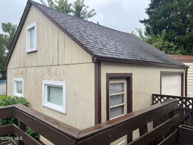 2735 Schneider Road, Toledo, OH 43614