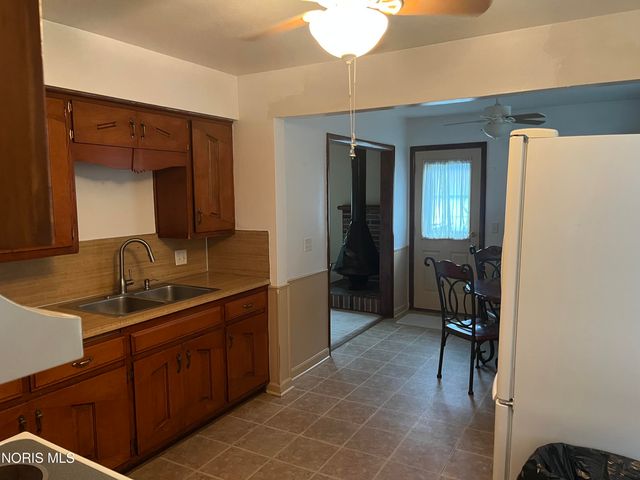 2735 Schneider Road, Toledo, OH 43614