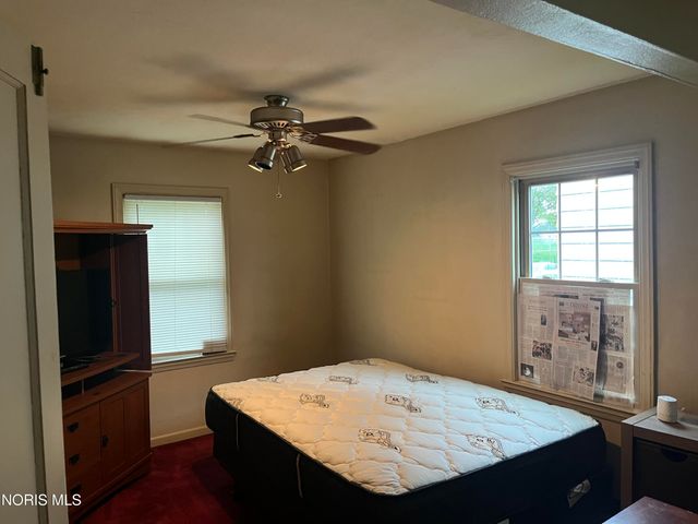 2735 Schneider Road, Toledo, OH 43614