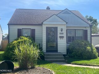 2735 Schneider Road, Toledo, OH 43614