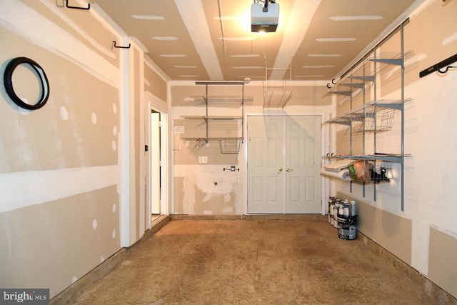 7810 LOCUST LEAF LN, Alexandria, VA 22315