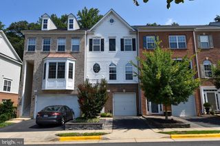 7810 LOCUST LEAF LN, Alexandria, VA 22315