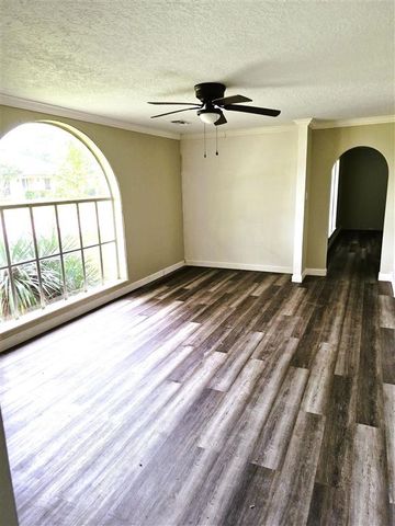 1202 Taylor Street, Sulphur, LA 70663