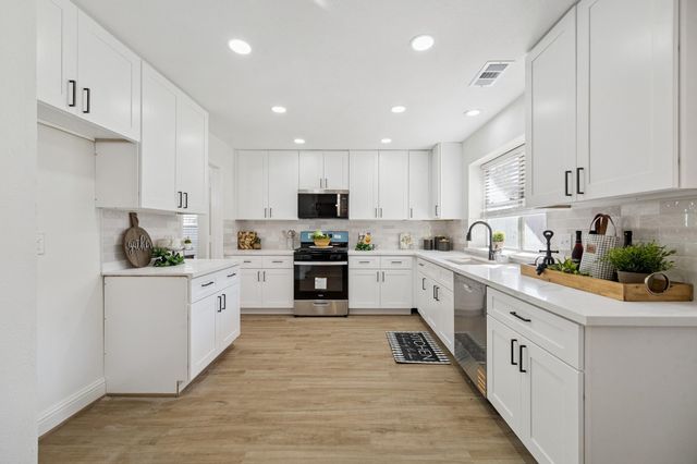 18035 Berry Branch Drive, Houston, TX 77084