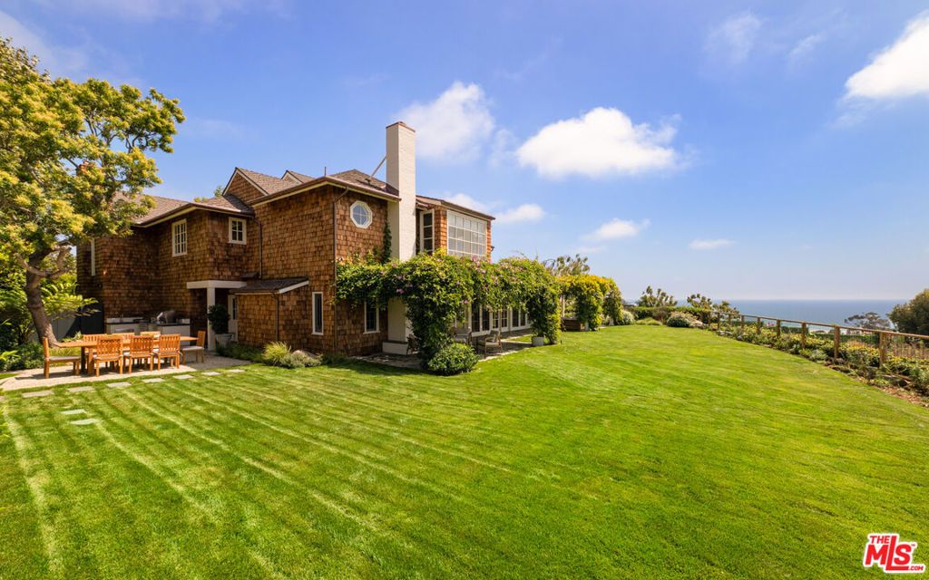 521 Spoleto Drive, Pacific Palisades, CA 90272
