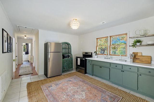 25 13th St, Tracy City, TN 37387