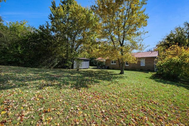 25 13th St, Tracy City, TN 37387