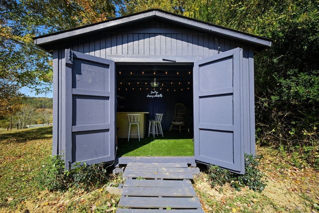 25 13th St, Tracy City, TN 37387