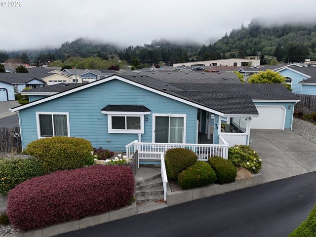98126 W BENHAM Ln 70, Brookings, OR 97415