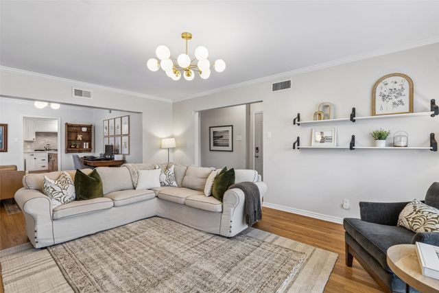 7119 Westbrook Lane, Dallas, TX 75214