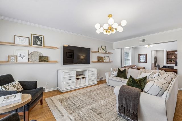 7119 Westbrook Lane, Dallas, TX 75214