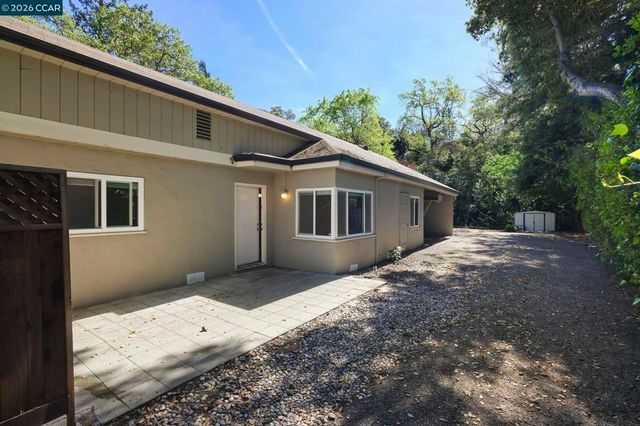 3597 Walnut St, Lafayette, CA 94549