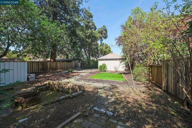 3597 Walnut St, Lafayette, CA 94549