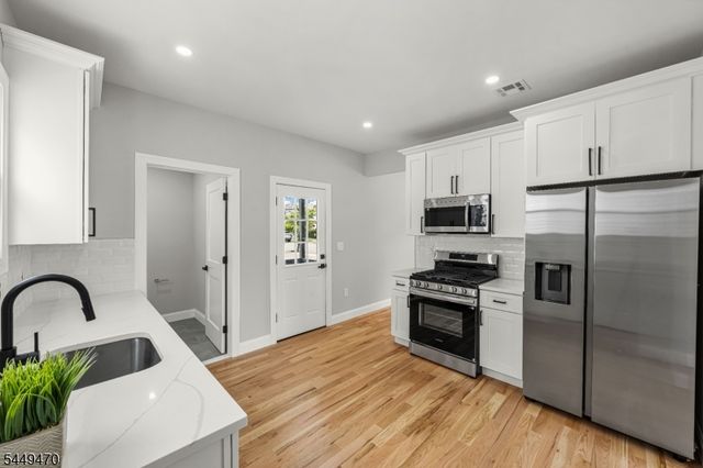 184 Old Bridge Tpke, South River Boro, NJ 08882