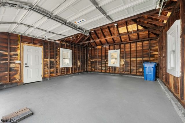 184 Old Bridge Tpke, South River Boro, NJ 08882