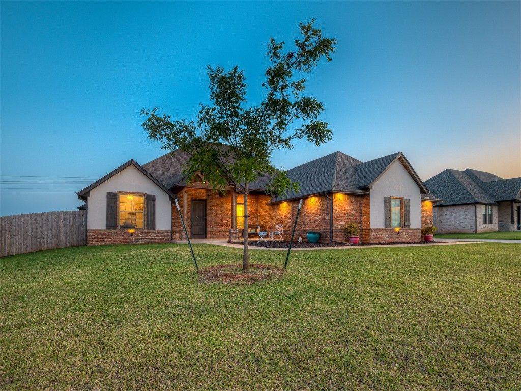 4426 Violet Street, Tuttle, OK 73089
