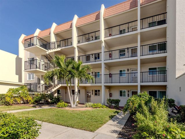 230 SANTA MARIA STREET 330, Venice, FL 34285