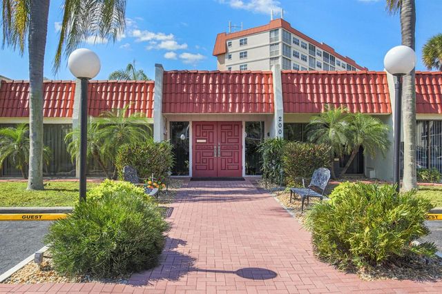 230 SANTA MARIA STREET 330, Venice, FL 34285