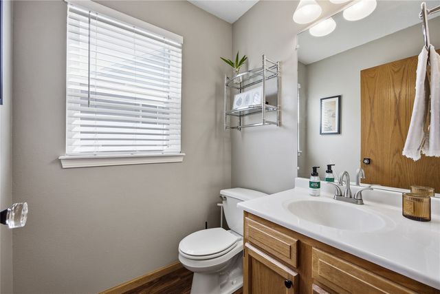 934 Rolling Creek Drive NE, Cedar Rapids, IA 52402