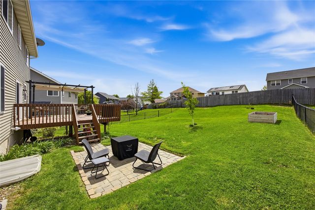 934 Rolling Creek Drive NE, Cedar Rapids, IA 52402