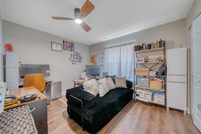 6554 Geneva St, Lake Worth, FL 33467