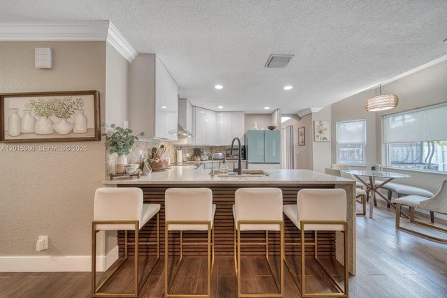 6554 Geneva St, Lake Worth, FL 33467