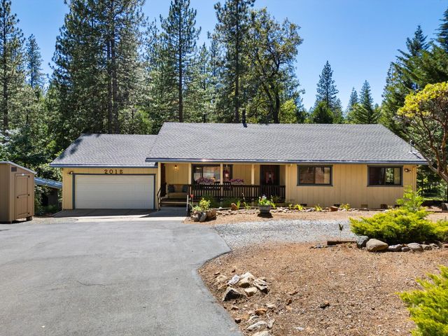 2015 E Mokelumne Dr, Arnold, CA 95223
