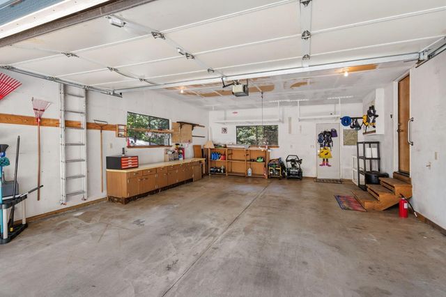 2015 E Mokelumne Dr, Arnold, CA 95223