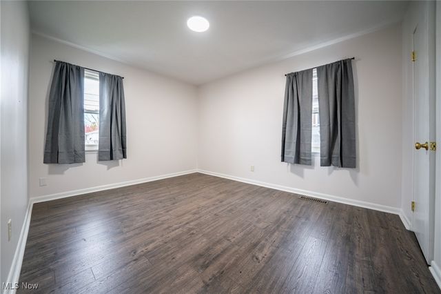 3018 Center Drive, Parma, OH 44134