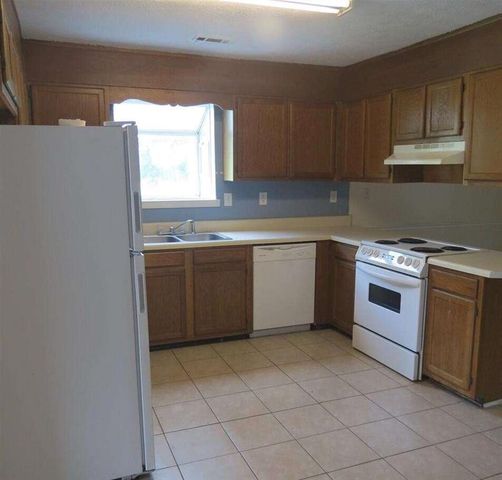 1755 Fox Chase Court, Conyers, GA 30013