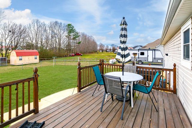 14 Long Meadow Dr, Fayetteville, TN 37334