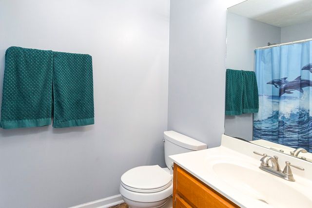 14 Long Meadow Dr, Fayetteville, TN 37334