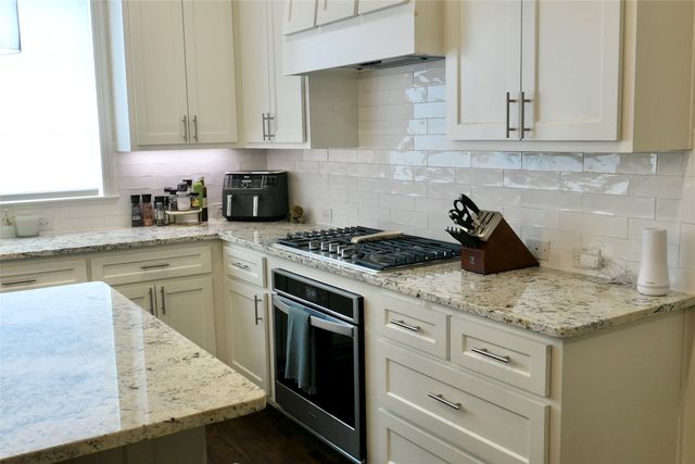 4233 Watercourse Drive, Fort Worth, TX 76109