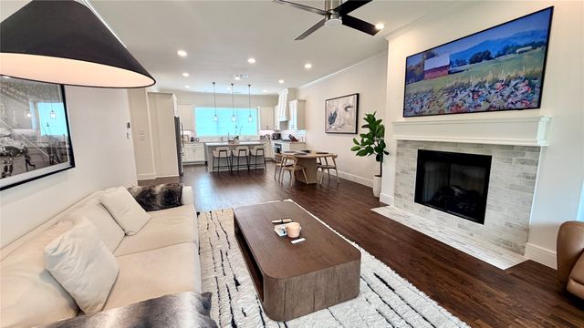 4233 Watercourse Drive, Fort Worth, TX 76109