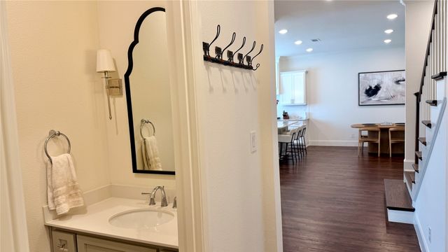 4233 Watercourse Drive, Fort Worth, TX 76109