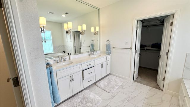 4233 Watercourse Drive, Fort Worth, TX 76109