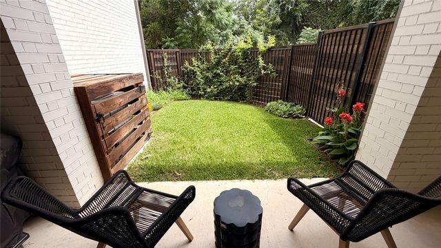 4233 Watercourse Drive, Fort Worth, TX 76109