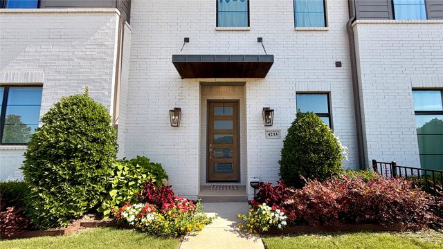 4233 Watercourse Drive, Fort Worth, TX 76109