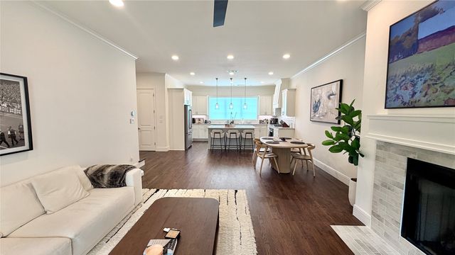 4233 Watercourse Drive, Fort Worth, TX 76109