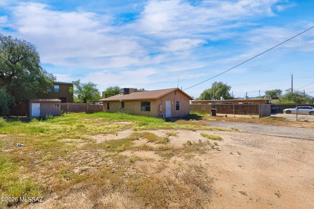 114 E Delano Street, Tucson, AZ 85705