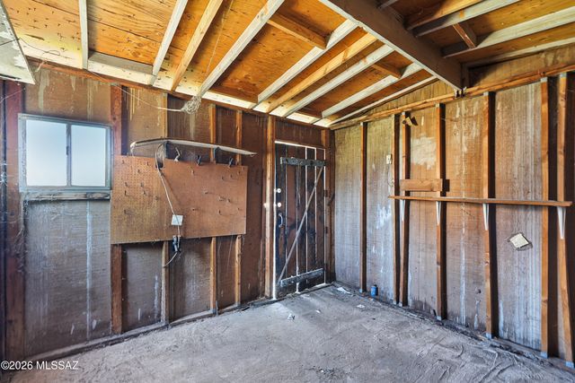 114 E Delano Street, Tucson, AZ 85705